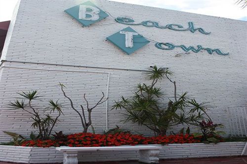 Beach And Town Motel Hollywood Exteriör bild